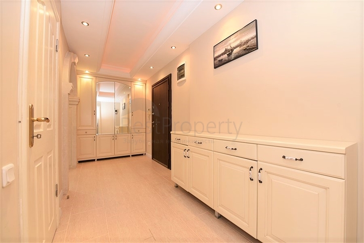 اطلالة بحر مميزة - دوبلكس مفروشة - 3 غرف وصالة -في مهموتلار / الانيا 