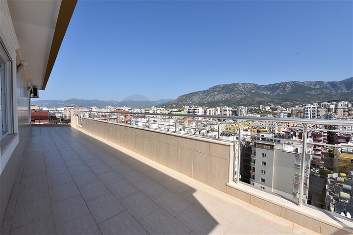 اطلالة بحر مميزة - دوبلكس مفروشة - 3 غرف وصالة -في مهموتلار / الانيا 