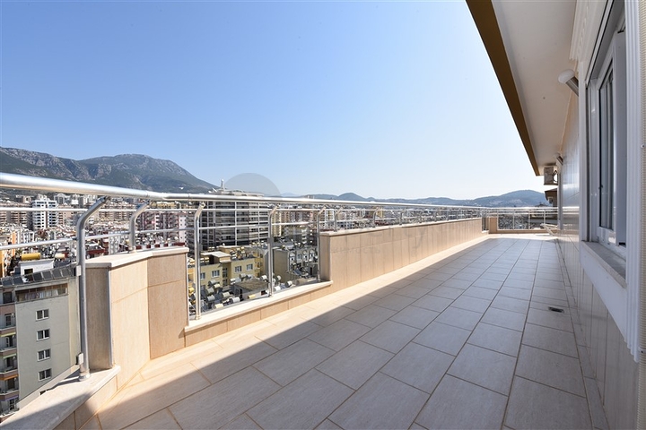 اطلالة بحر مميزة - دوبلكس مفروشة - 3 غرف وصالة -في مهموتلار / الانيا 