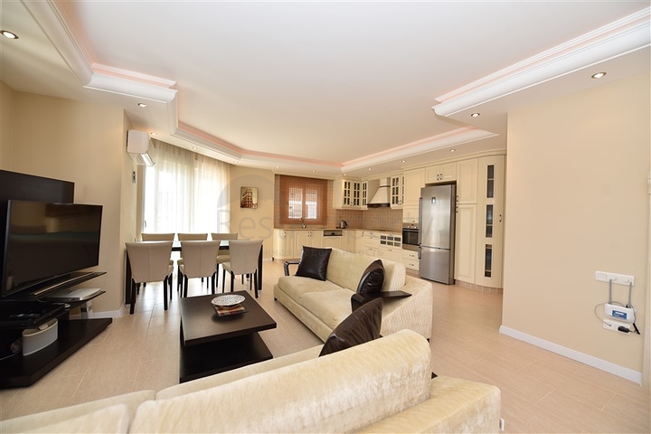 اطلالة بحر مميزة - دوبلكس مفروشة - 3 غرف وصالة -في مهموتلار / الانيا 