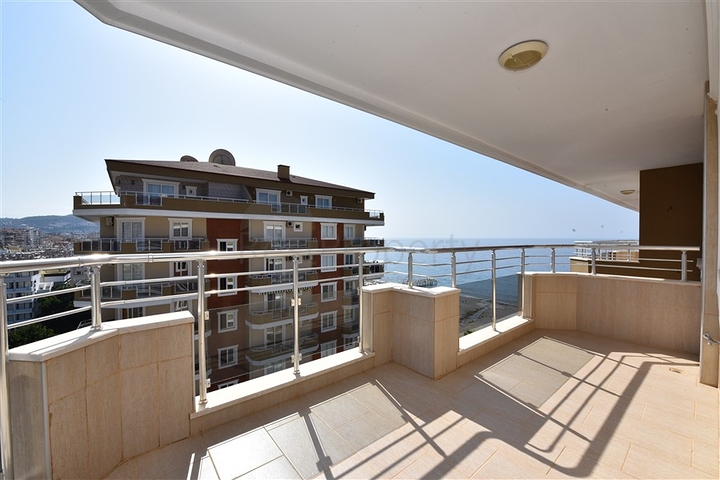 اطلالة بحر مميزة - دوبلكس مفروشة - 3 غرف وصالة -في مهموتلار / الانيا 