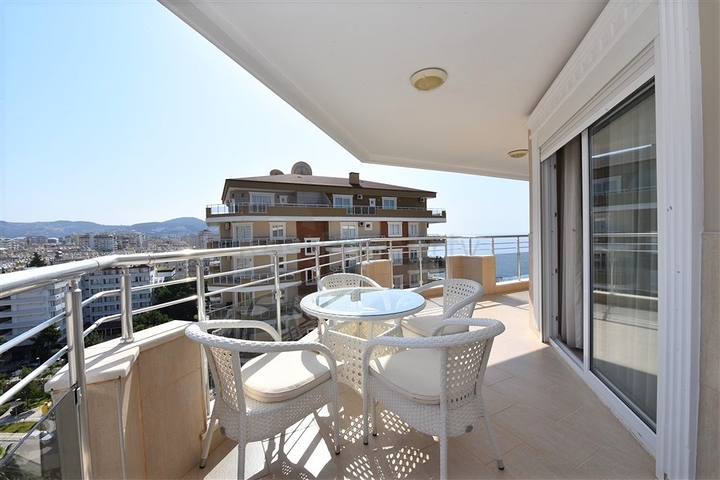 اطلالة بحر مميزة - دوبلكس مفروشة - 3 غرف وصالة -في مهموتلار / الانيا 