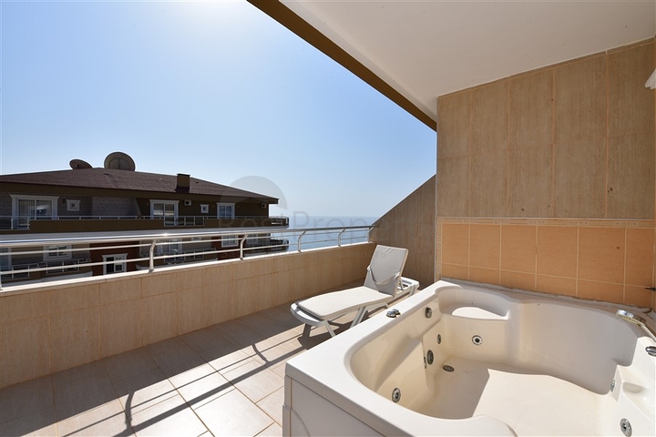 اطلالة بحر مميزة - دوبلكس مفروشة - 3 غرف وصالة -في مهموتلار / الانيا 