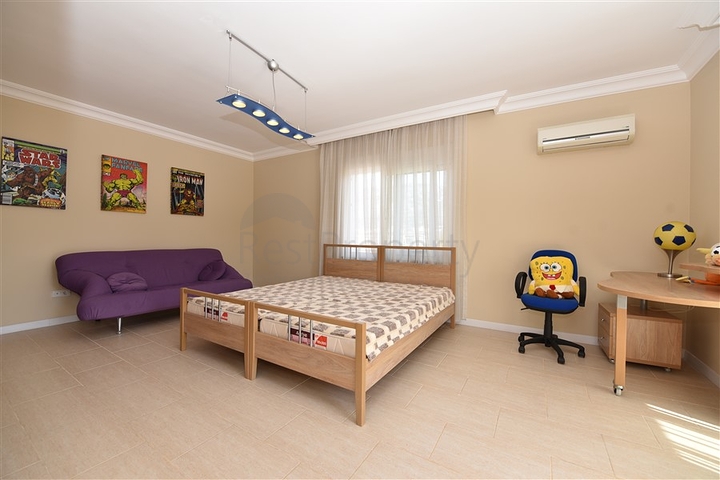 اطلالة بحر مميزة - دوبلكس مفروشة - 3 غرف وصالة -في مهموتلار / الانيا 