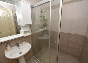 اطلالة بحر مميزة - دوبلكس مفروشة - 3 غرف وصالة -في مهموتلار / الانيا 