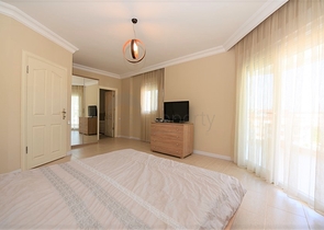 اطلالة بحر مميزة - دوبلكس مفروشة - 3 غرف وصالة -في مهموتلار / الانيا 