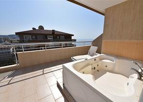 اطلالة بحر مميزة - دوبلكس مفروشة - 3 غرف وصالة -في مهموتلار / الانيا 