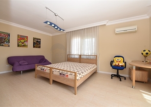 اطلالة بحر مميزة - دوبلكس مفروشة - 3 غرف وصالة -في مهموتلار / الانيا 