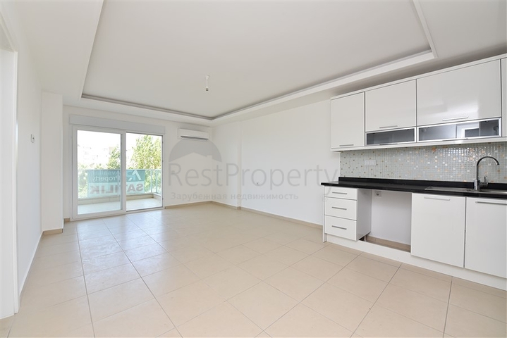 مجمع بخدمات 5 نجوم - شقة غرفة وصالة -اطلالة مفتوحة -سعر مميز -في افسلار / الانيا 