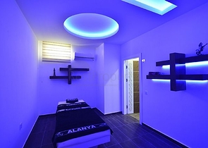 مجمع بخدمات 5 نجوم - شقة غرفة وصالة -اطلالة مفتوحة -سعر مميز -في افسلار / الانيا 