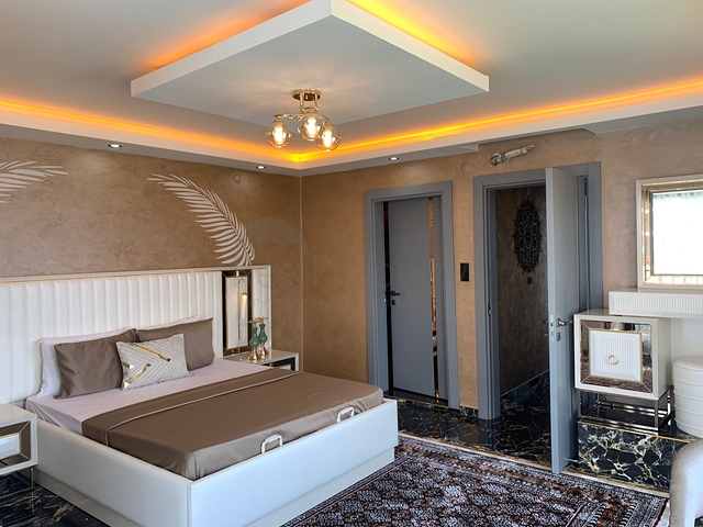 عرض مميز ! فيلا مباشرة على البحر -في كوناكلي / الانيا 