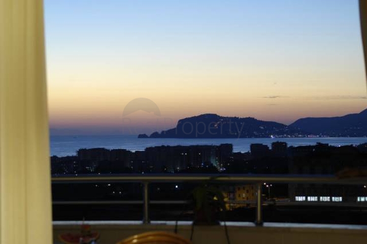 شقق للبيع في ماهوت لار / الانيا 