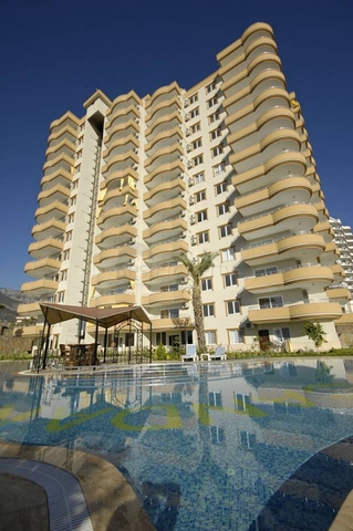 شقق للبيع في ماهوت لار / الانيا 