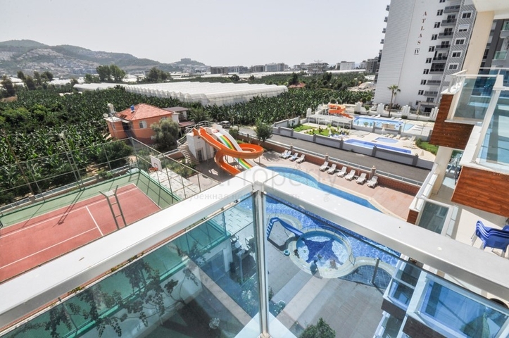 مجمع انيق يضم كافة الخدمات - شقة غرفة وصالة -في مهموتلار / الانيا 