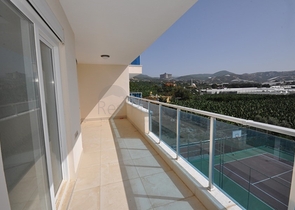 مجمع انيق يضم كافة الخدمات - شقة غرفة وصالة -في مهموتلار / الانيا 