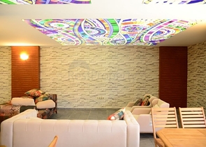 مجمع انيق يضم كافة الخدمات - شقة غرفة وصالة -في مهموتلار / الانيا 