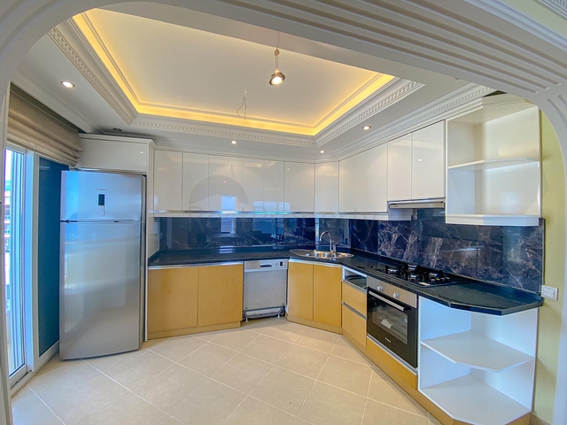 اطلالة بحر مباشرة -مناسبة للجنسية التركية -دوبلكس 4 غرف وصالة -في كاستل / الانيا 