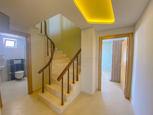 اطلالة بحر مباشرة -مناسبة للجنسية التركية -دوبلكس 4 غرف وصالة -في كاستل / الانيا 