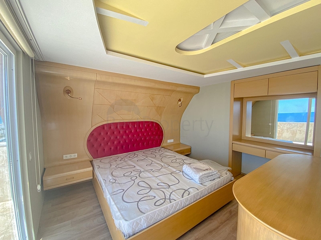 اطلالة بحر مباشرة -مناسبة للجنسية التركية -دوبلكس 4 غرف وصالة -في كاستل / الانيا 