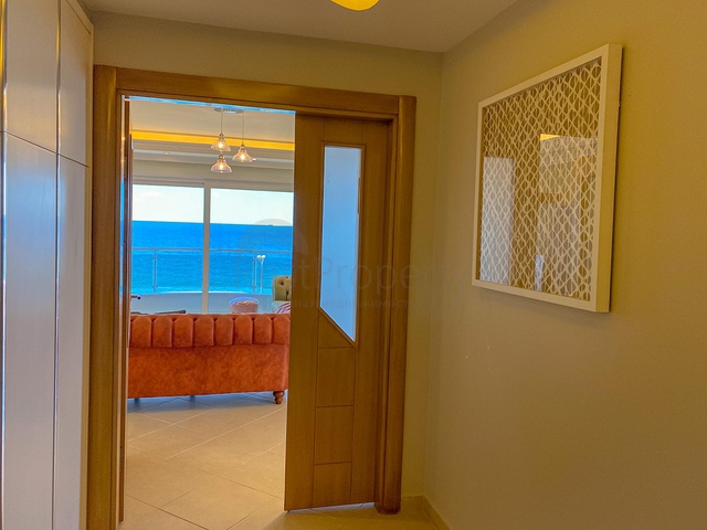 اطلالة بحر مباشرة -مناسبة للجنسية التركية -دوبلكس 4 غرف وصالة -في كاستل / الانيا 