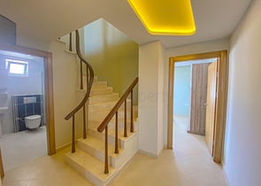 اطلالة بحر مباشرة -مناسبة للجنسية التركية -دوبلكس 4 غرف وصالة -في كاستل / الانيا 