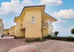 اطلالة بحر - فيلا مستقلة -3 غرف وصالة -في مجمو غولد سيتي / الانيا 