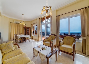 اطلالة بحر - فيلا مستقلة -3 غرف وصالة -في مجمو غولد سيتي / الانيا 