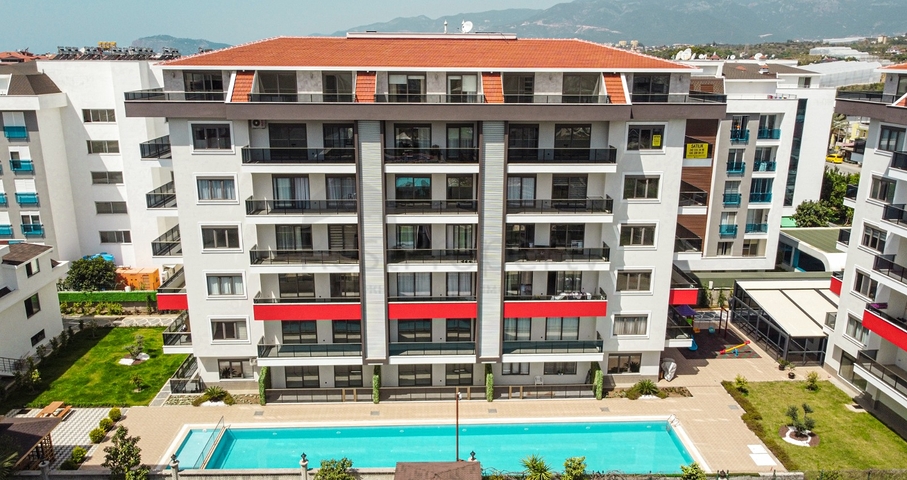 مجمع فاخر قريب من البحر -شقة غرفة وصالة -في كاستل / الانيا 