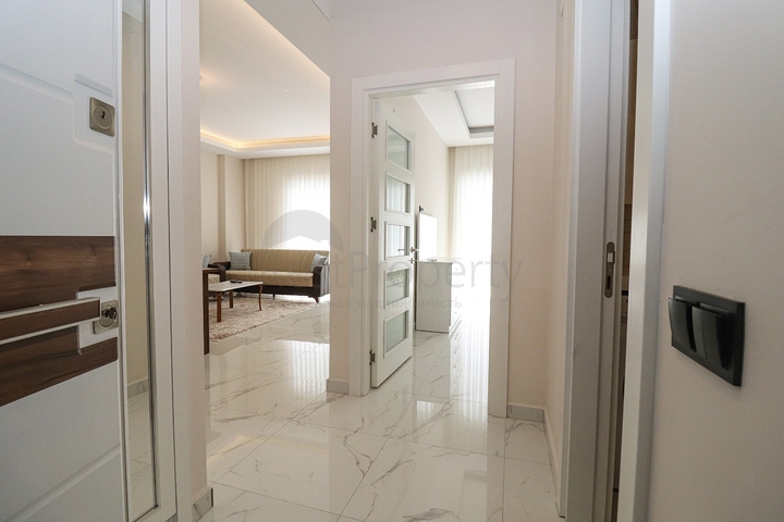 مجمع فاخر قريب من البحر -شقة غرفة وصالة -في كاستل / الانيا 