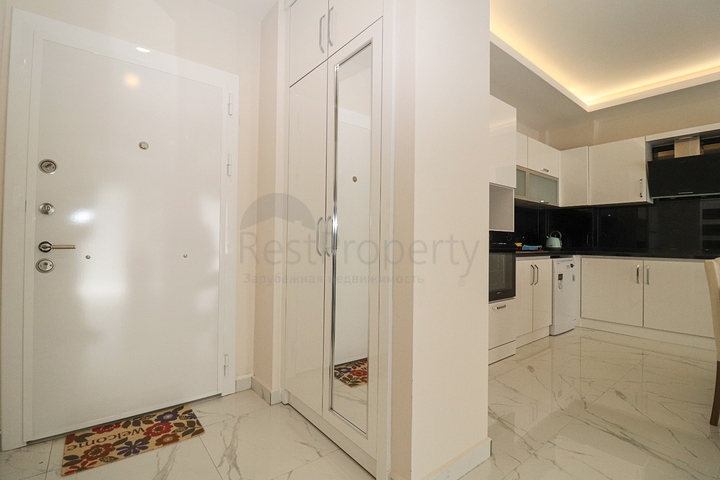 مجمع فاخر قريب من البحر -شقة غرفة وصالة -في كاستل / الانيا 