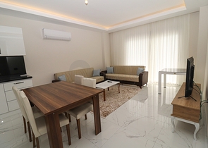 مجمع فاخر قريب من البحر -شقة غرفة وصالة -في كاستل / الانيا 