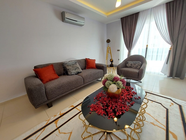 مجمع يضم كافة الخدمات - شقة غرفة وصالة -في مهموتلار / الانيا 