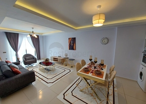 مجمع يضم كافة الخدمات - شقة غرفة وصالة -في مهموتلار / الانيا 