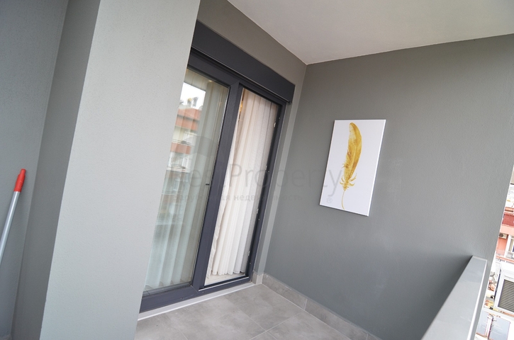 موقع مركزي مميز - دوبلكس 2 غرفة وصالة -انيقة -في مركز الانيا 