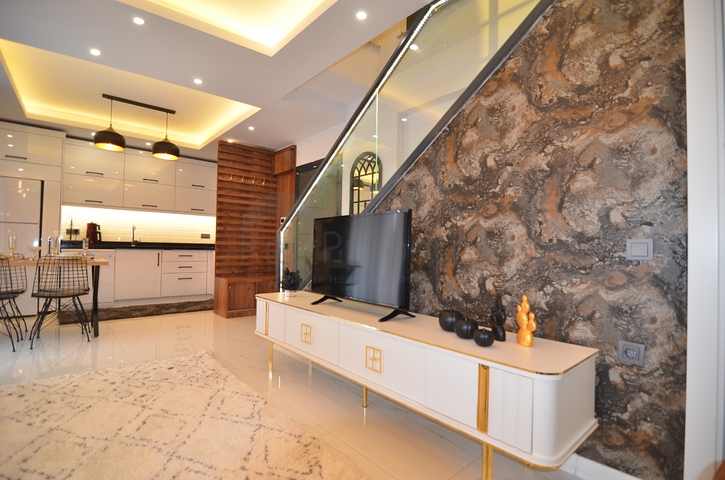 موقع مركزي مميز - دوبلكس 2 غرفة وصالة -انيقة -في مركز الانيا 