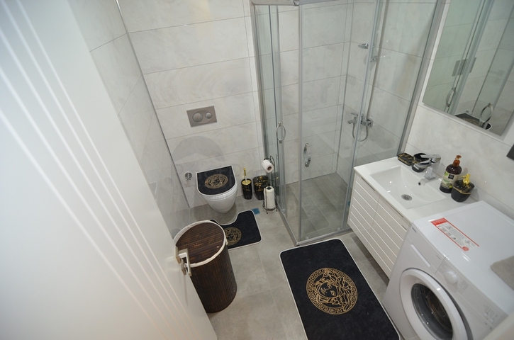 موقع مركزي مميز - دوبلكس 2 غرفة وصالة -انيقة -في مركز الانيا 