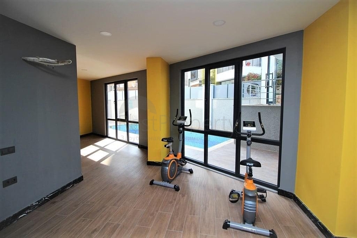 موقع مركزي مميز - دوبلكس 2 غرفة وصالة -انيقة -في مركز الانيا 