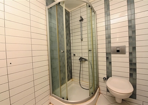 شقة غرفتين وصالة -طابق مرتفع -مجمع يضم كافة الخدمات -في مهموتلار / الانيا 