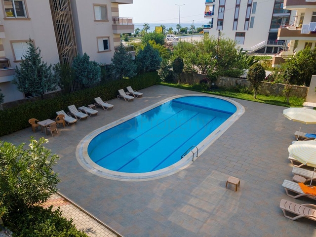 شقة دوبلكس قريبة من البحر - مفروشة -في كاستل / الانيا