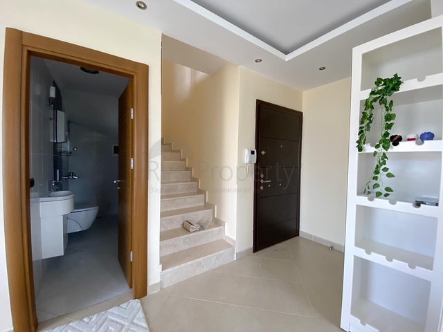 شقة دوبلكس قريبة من البحر - مفروشة -في كاستل / الانيا