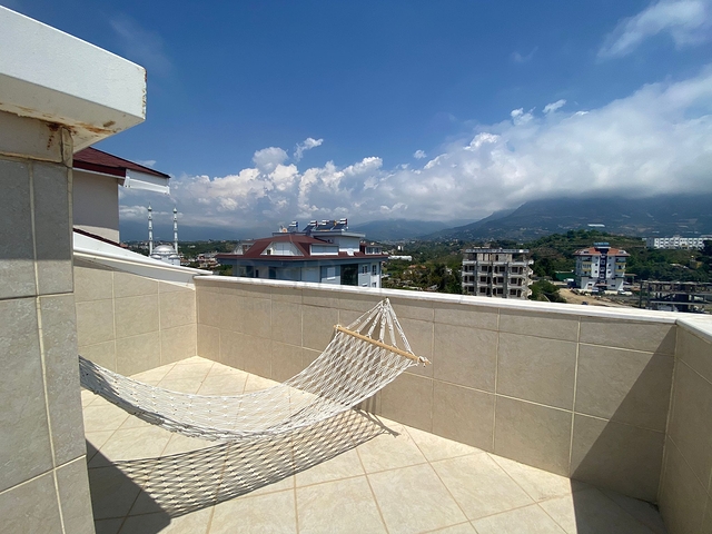 شقة دوبلكس قريبة من البحر - مفروشة -في كاستل / الانيا