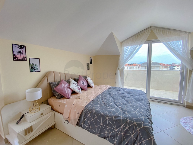 شقة دوبلكس قريبة من البحر - مفروشة -في كاستل / الانيا