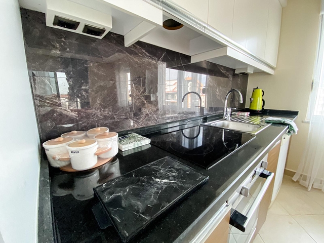 شقة دوبلكس قريبة من البحر - مفروشة -في كاستل / الانيا