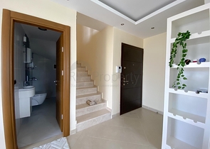 شقة دوبلكس قريبة من البحر - مفروشة -في كاستل / الانيا