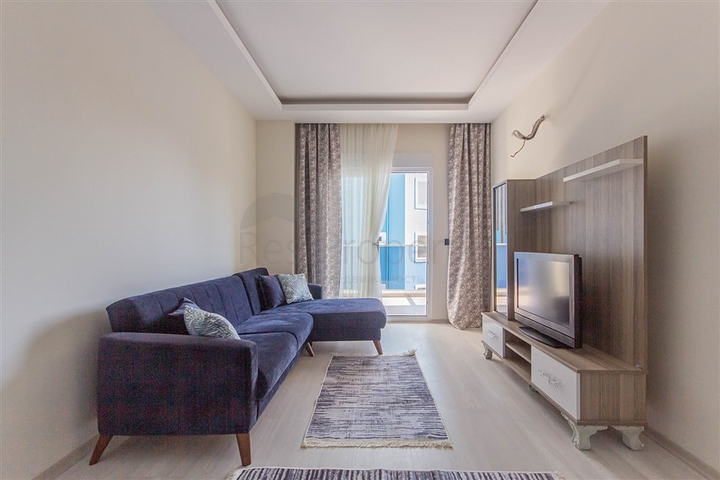 شقة غرفة وصالة -مجمع جديد - في مهموتلار / الانيا 