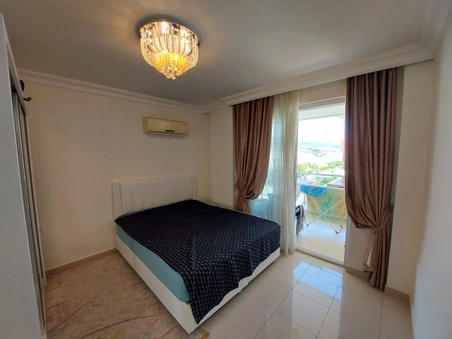 مجمع فاخر -قريب من البحر - شقة غرفة وصالة -في كاستل / الانيا 