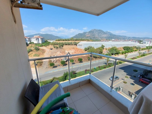 مجمع فاخر -قريب من البحر - شقة غرفة وصالة -في كاستل / الانيا 