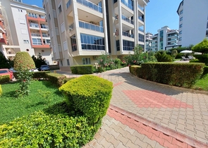 مجمع فاخر -قريب من البحر - شقة غرفة وصالة -في كاستل / الانيا 