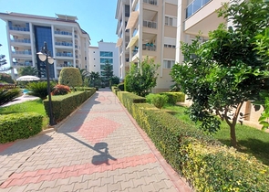 مجمع فاخر -قريب من البحر - شقة غرفة وصالة -في كاستل / الانيا 