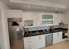 مجمع فاخر -قريب من البحر - شقة غرفة وصالة -في كاستل / الانيا 